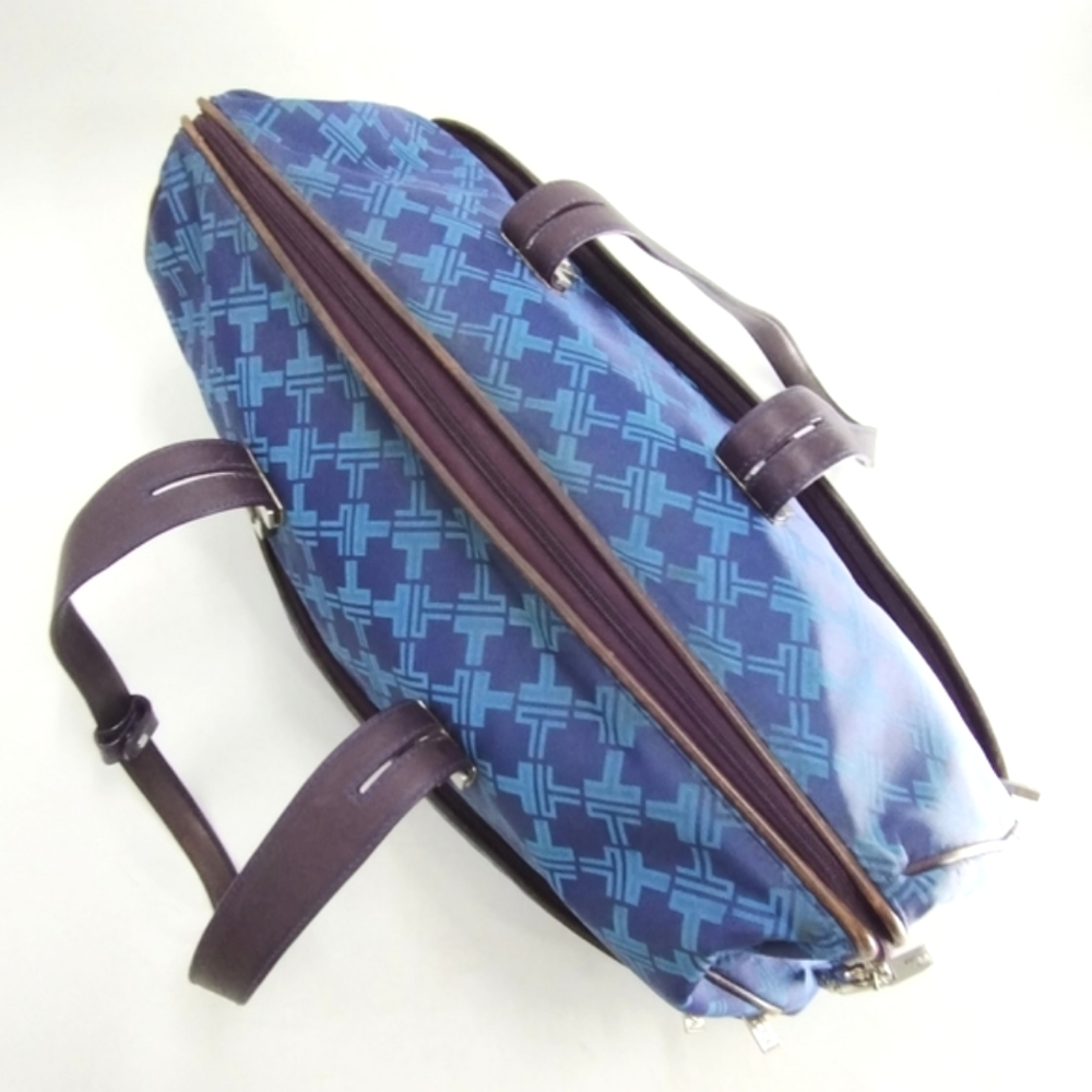 Tumi Voyager‎ Blue Logo Duffle  Bag - Picture 6 of 16